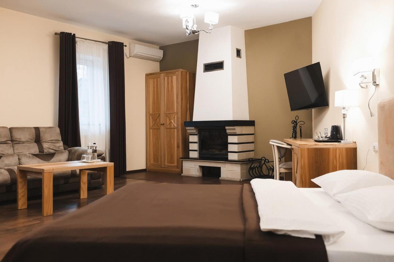 Sofia Hotel Velyka Omelyana 외부 사진